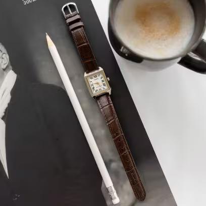Casio LTP-V007L · Cuero marron / Cara blanca