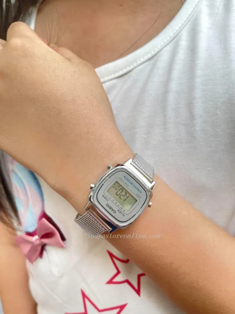 Casio Vintage LA670WEM